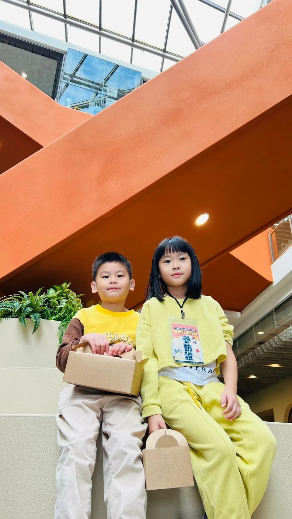 LINE_ALBUM_桃園市政府經濟發展局｜職感升級行動計劃｜宏亞食品觀光工廠｜7 7 巧克力共和_241128_56.jpg