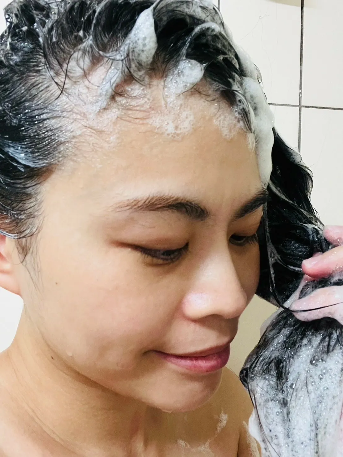 LINE_ALBUM_[康定酵素極萃滋養洗髮乳］擺脫敏感乾癢問題 24小時滋養保濕_241104_7.jpg