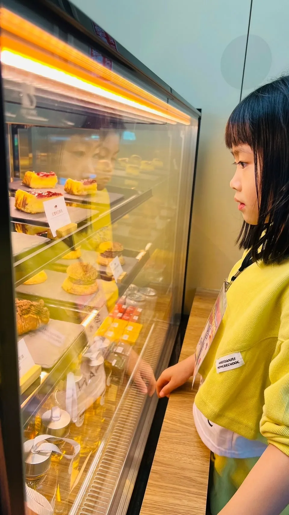 LINE_ALBUM_桃園市政府經濟發展局｜職感升級行動計劃｜宏亞食品觀光工廠｜7 7 巧克力共和_241128_7.jpg